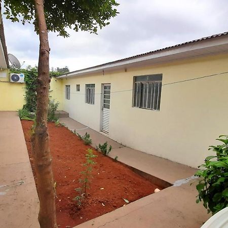 Hospedagensjaguariaiva Apartman Kültér fotó