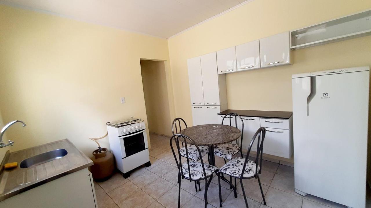 Hospedagensjaguariaiva Apartman Kültér fotó
