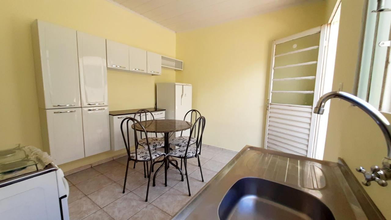 Hospedagensjaguariaiva Apartman Kültér fotó