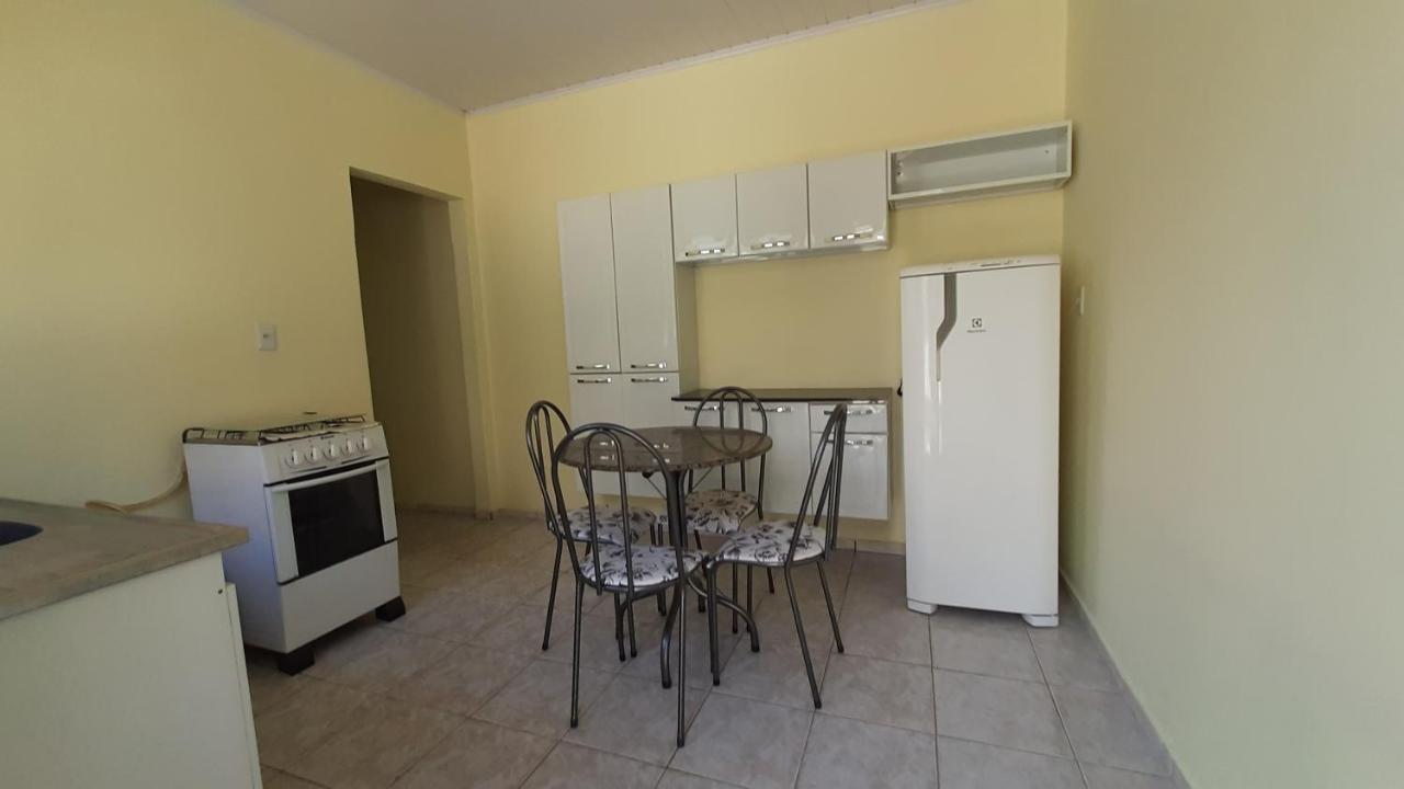 Hospedagensjaguariaiva Apartman Kültér fotó