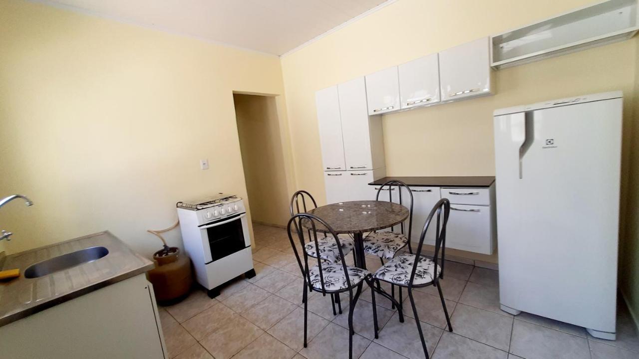 Hospedagensjaguariaiva Apartman Kültér fotó