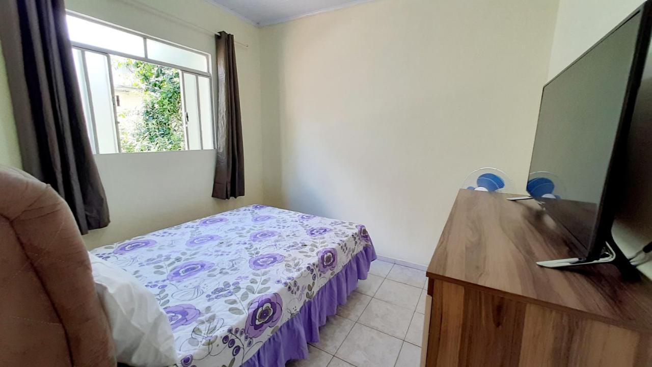 Hospedagensjaguariaiva Apartman Kültér fotó